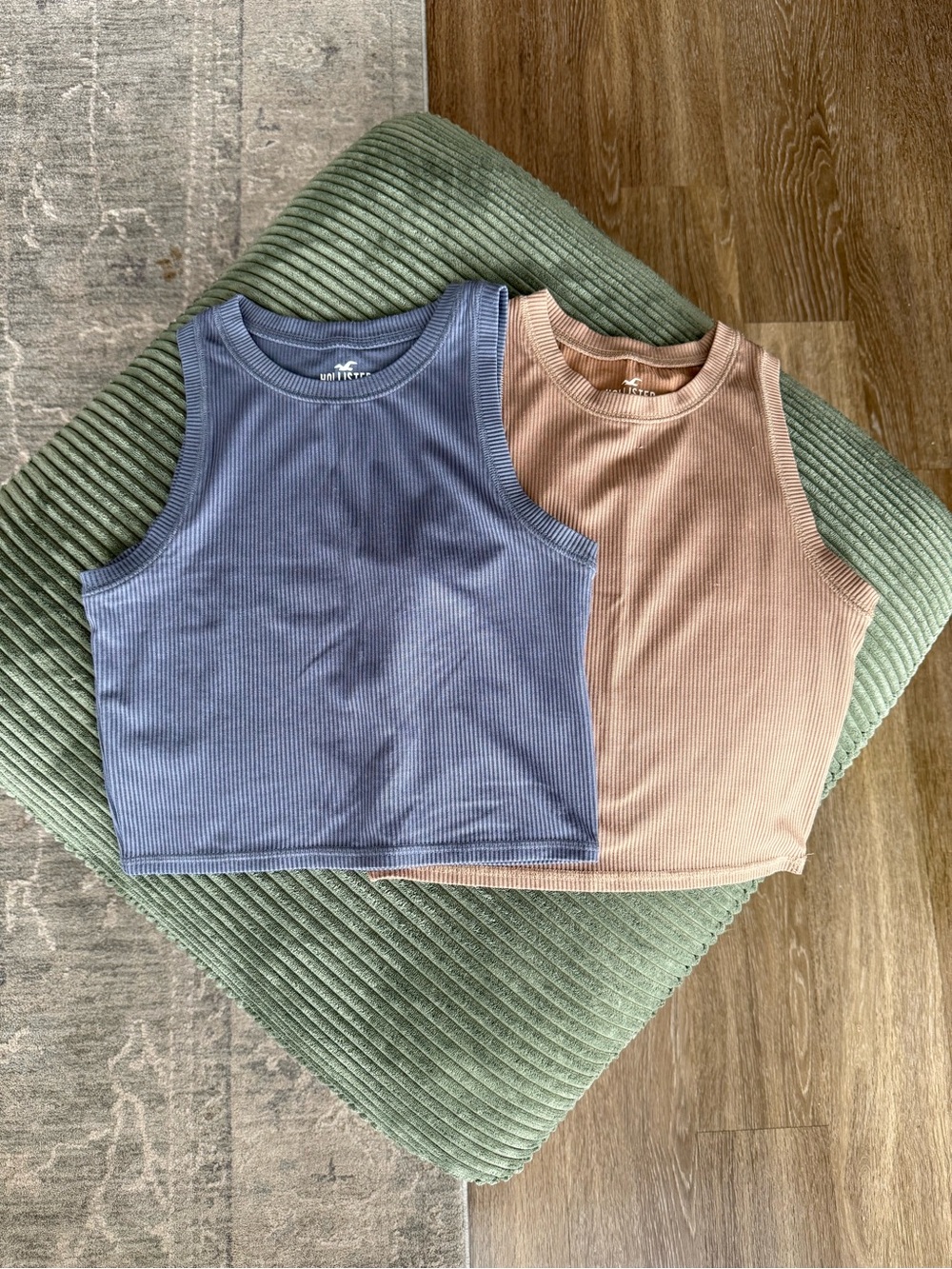Bundle of Hollister Tank Tops - Picture 2 of 4